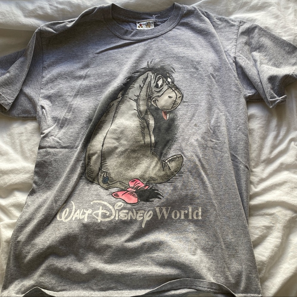 super vintage walt disney world eeyore grey shirt